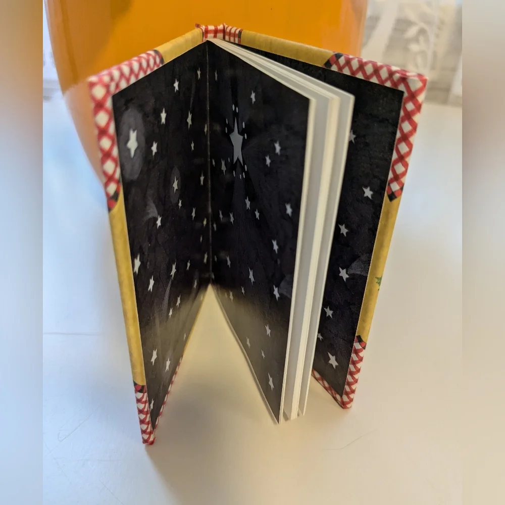 Mary Engelbreit " Don't Waste The Miracle" Tiny Book - Picture 4 of 6